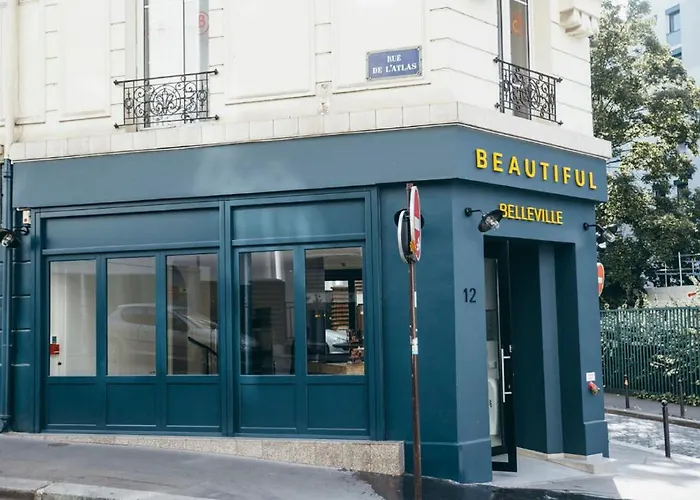 Hotel pres du College: Beautiful Belleville Hotel & Hostel