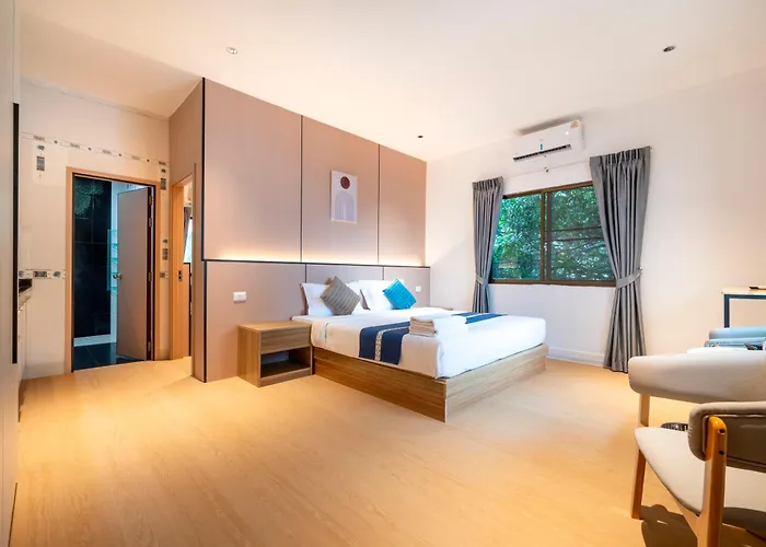 Selina Place Hotel