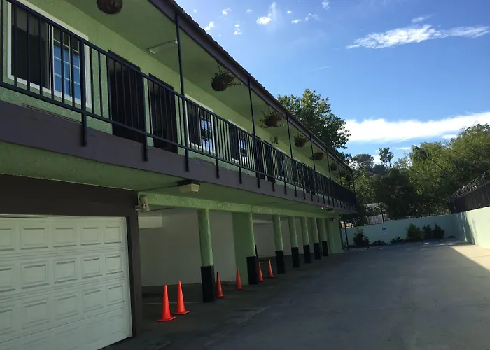 Eagle Rock Motel
