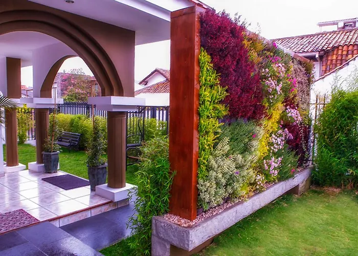 Villa Emilia Hostal