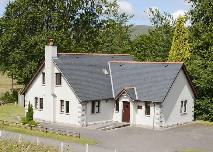 Factor'S & Factor'S Cottage
