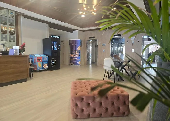  Al Raya Apartments