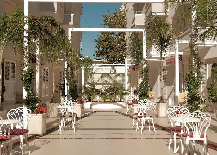 Palace & Spa