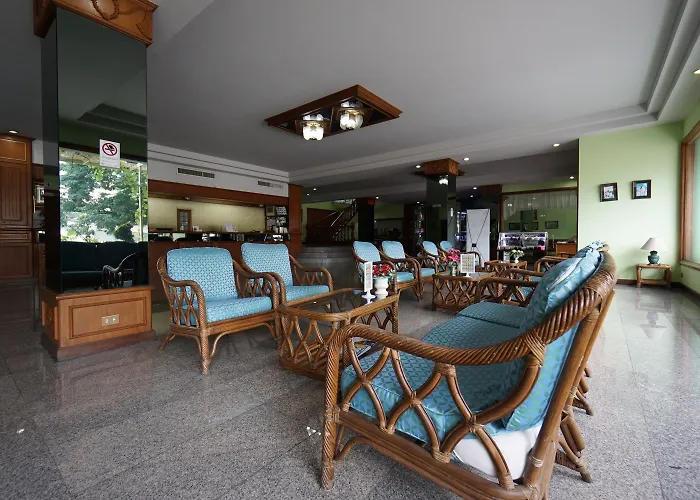 Green Palace Hotel