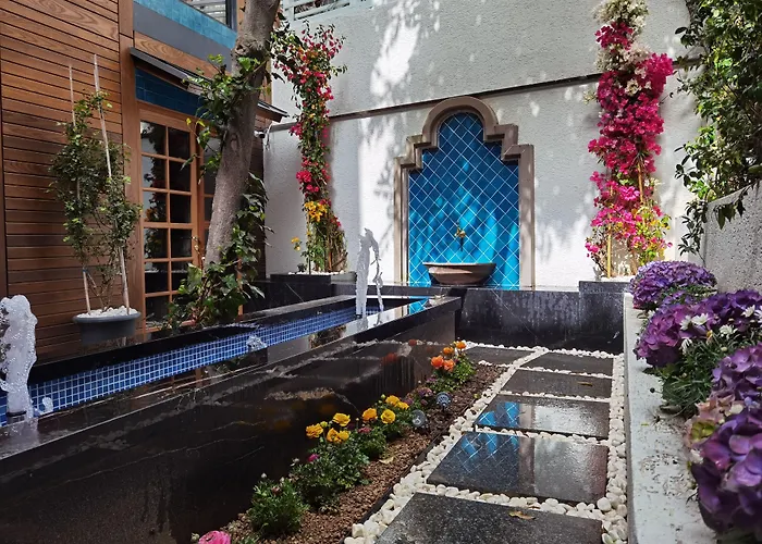 Hotel pres du College: Orient Hostel