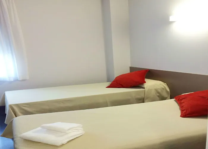 Residencia Universitaria Resa Roberto De Nobili