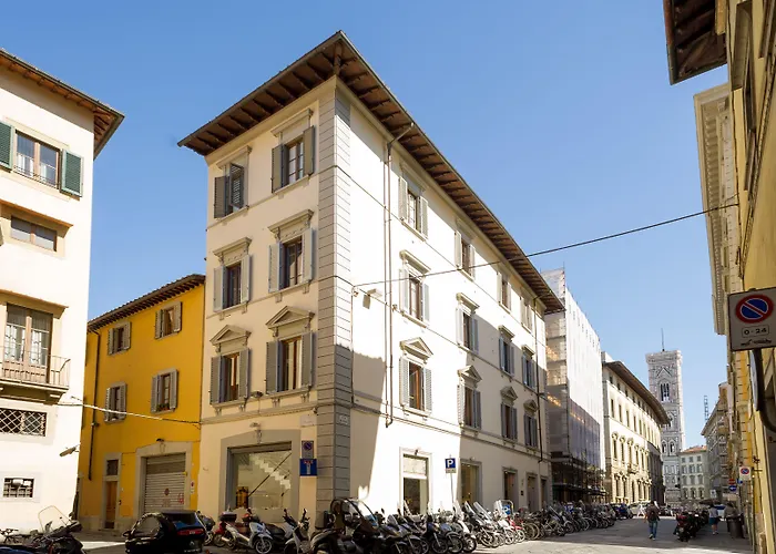 Casa Vacanze Arnobio Florence Suites