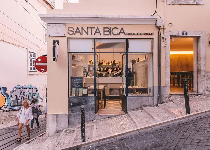 Santa Bica Eat Drink & Sleep