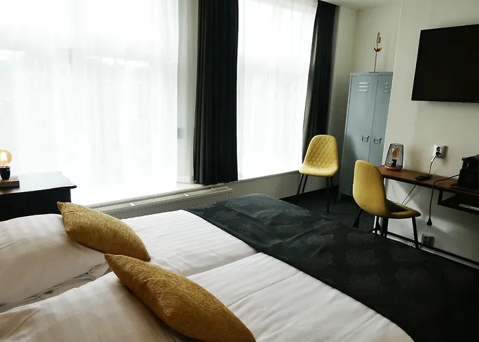 Strandhotel: Hotel Café Restaurant De Posthoorn