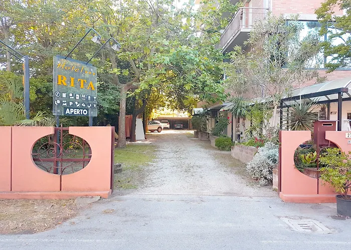 Cheap hotels Rita