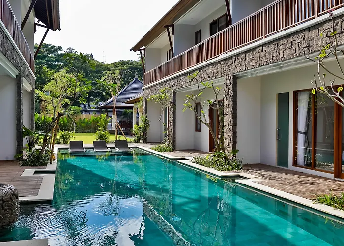 Hotel with view: Mahana Living