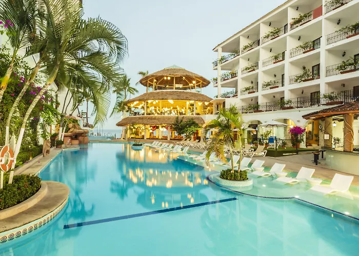  Playa Los Arcos Beach Resort & Spa