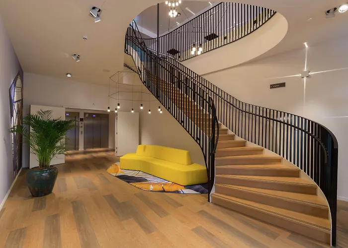 Casino hotel: Hampton By Hilton Antwerp Central Station