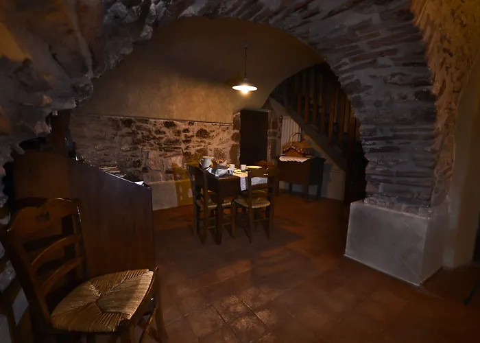 Robur Marsorum Albergo Diffuso