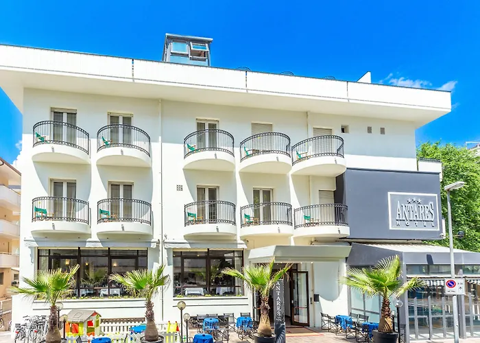 Hotel Antares
