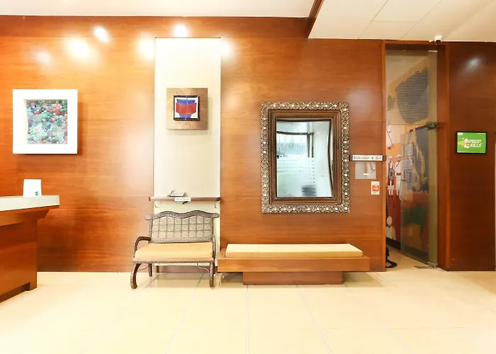 Resort: Treebo Regency - Bund Garden, Dhole Patil Road