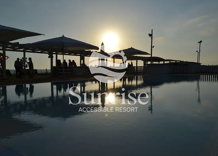 Hotel Con Piscina Sunrise Accessible Resort