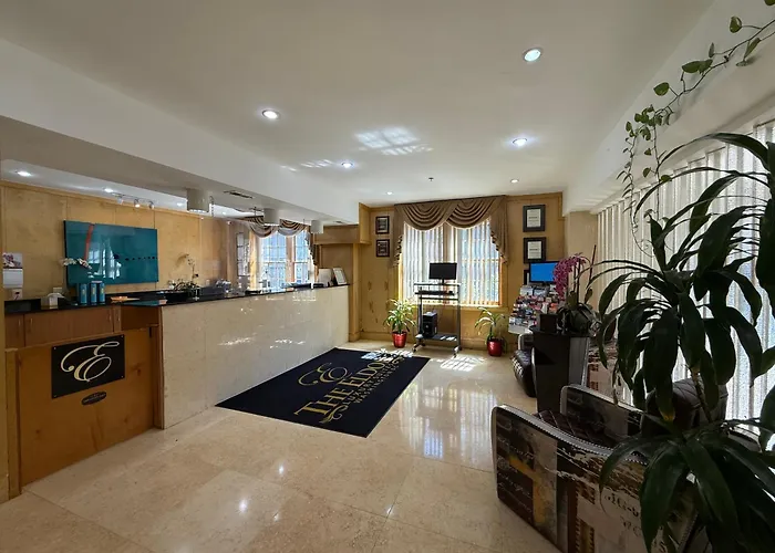 Eldon Luxury Suites