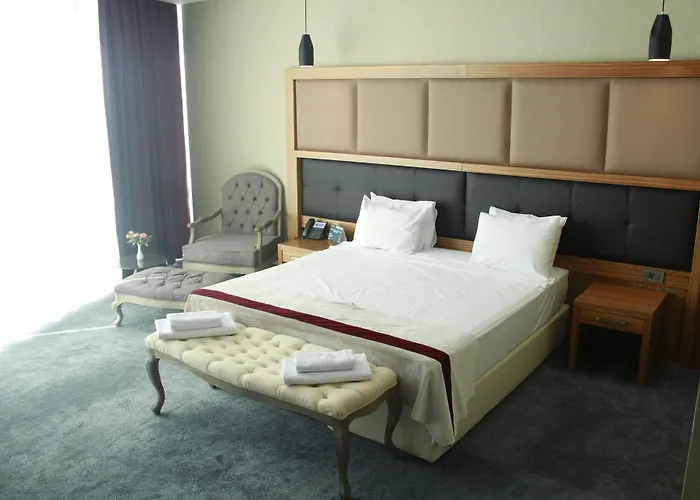 Sky Hotel Baku