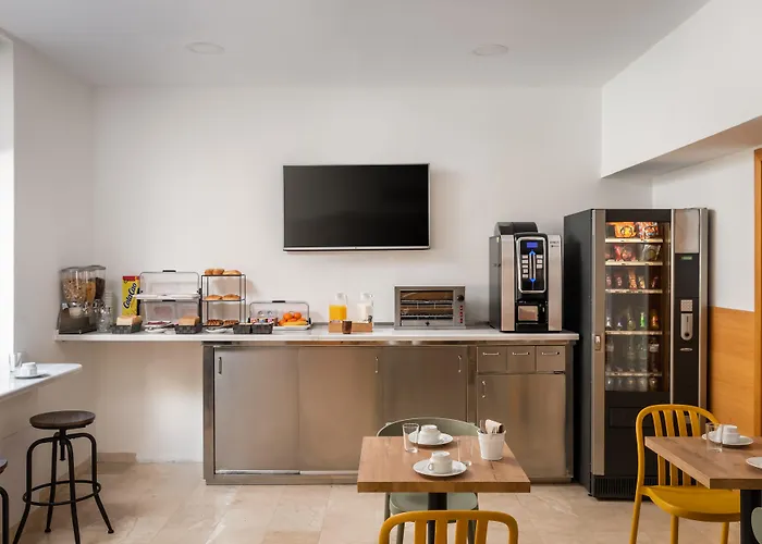  Hostal Baler