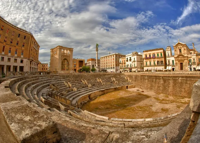 Central Plaza Lecce