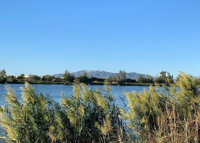 Deltebre Apartamentos