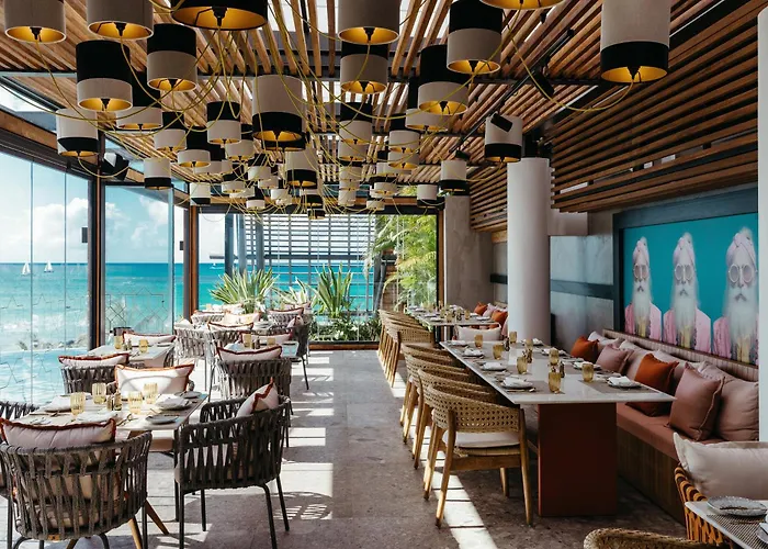 Lux* Grand Baie & Residences