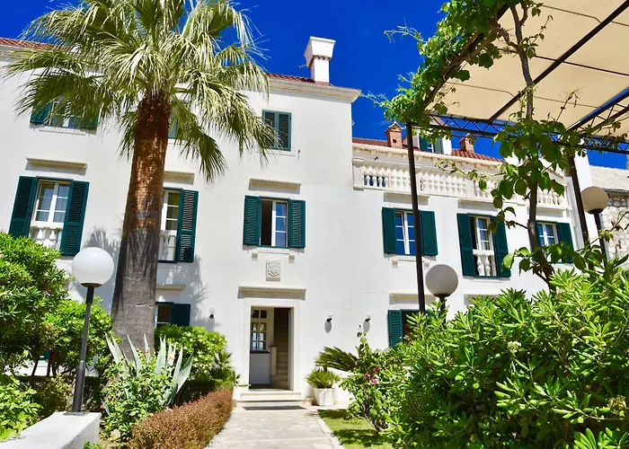 Hotel cerca del aeropuerto: Villa Giardino Heritage Boutique Hotel Bol