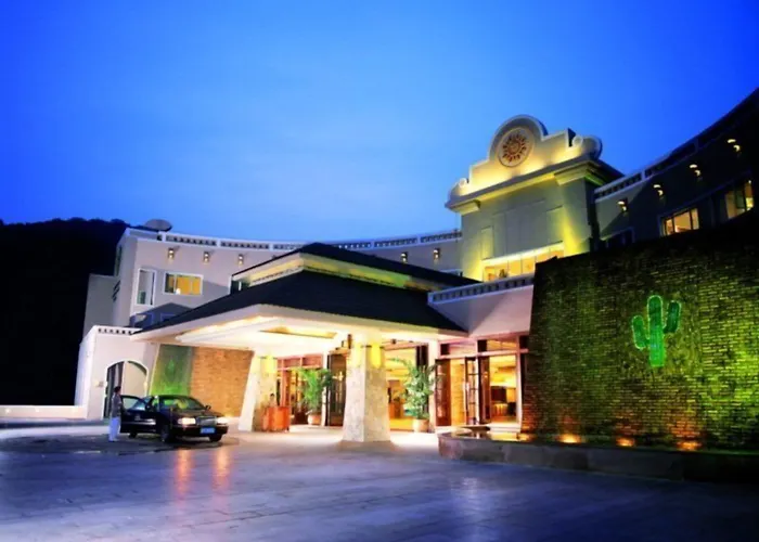 Cactus Sanya By Gloria