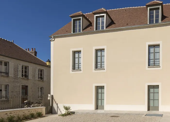 Residence The Originals Demeure des Remparts
