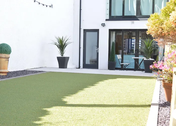 Cheap hotel: Pier39Portrush Adult Only