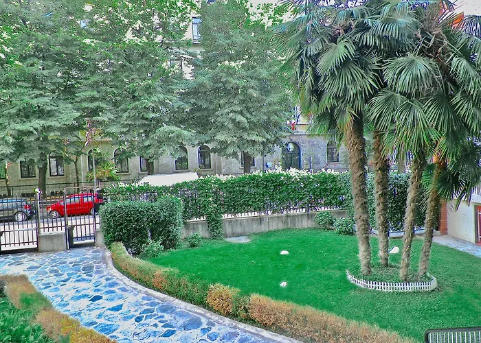  Aiello Suites Executive