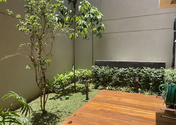 Cozzy Suites Paraíso Hotel