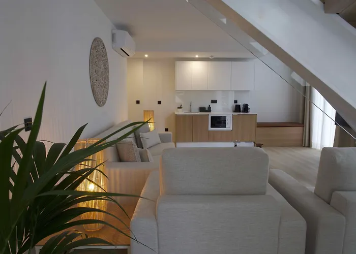 Hotel Emblematico Hi Suites