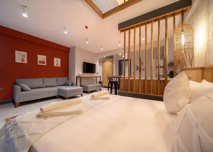 Reddoors Suites Sea View