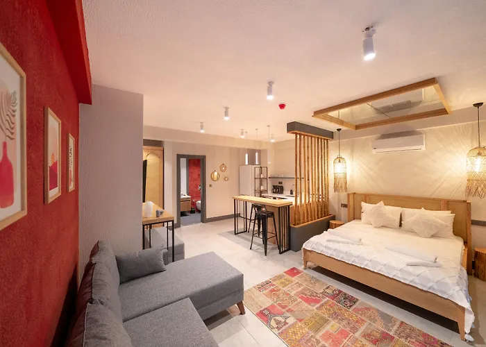 Reddoors Suites Sea View