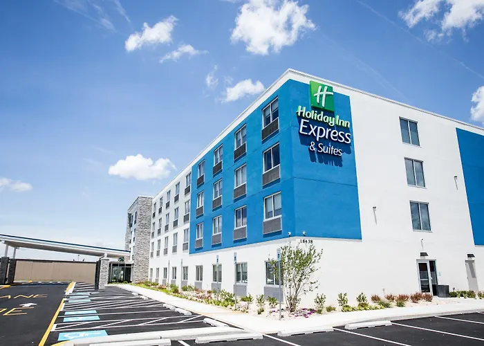 Holiday Inn Express & Suites Rehoboth Beach By Ihg