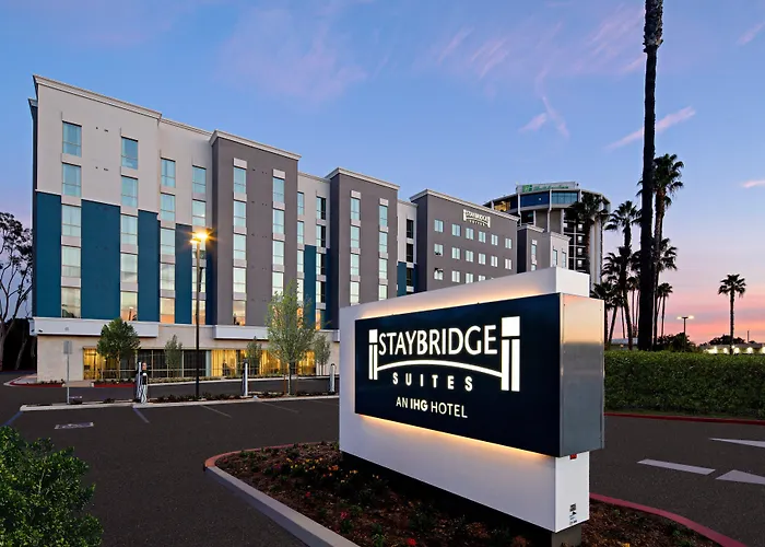 3 star hotel: Staybridge Suites - Long Beach Airport By Ihg