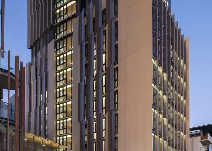Hotels with a view Vibe Adelaide