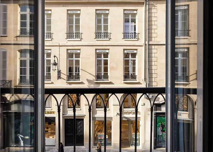Appartement: Yuna Saint-Honoré