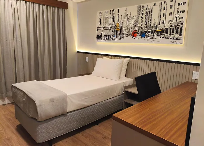 Hotel 28 Embu das Artes