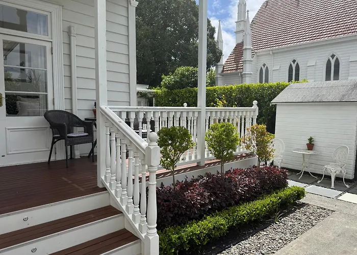 Guest house: Ponsonby Manor