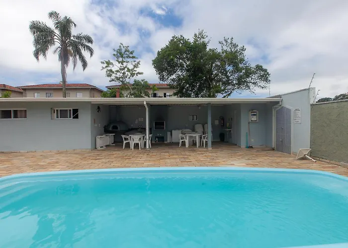 Aluguéis de temporada: Apartamento Erica Itaguá proximo da Praia Grande