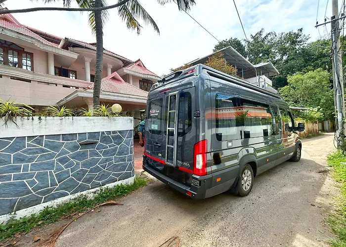 Pet Friendly hotel: La Casa Trivandrum 4 Bhk Ac Luxury Villa At City Centre, Just 5 Kms From Airport & 3 Kms To Trivandrum Railway Station