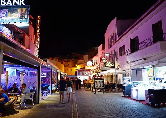 Indigo Albufeira By Ihg (Adults Only)