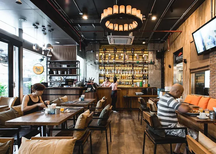 Adelphi Suites Bangkok