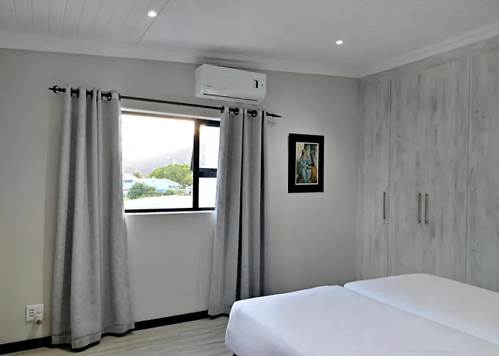 Mimosa Lodge