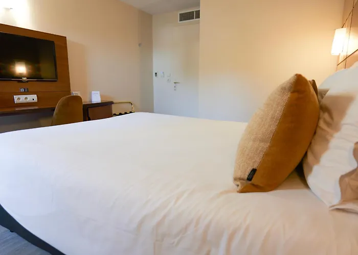 Hôtel accueillant les animaux: Hôtel Le Kennedy, Clermont-Ferrand, The Originals Relais