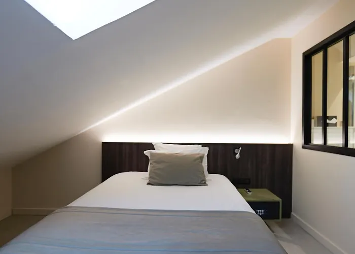 Hôtel accueillant les animaux: Hôtel Le Kennedy, Clermont-Ferrand, The Originals Relais