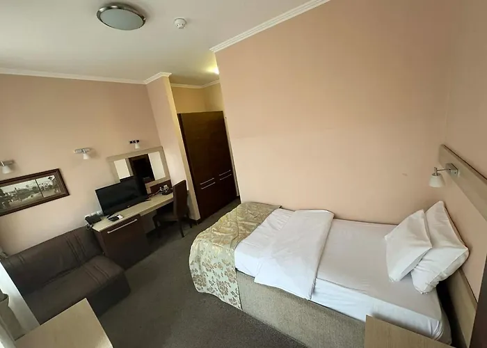 Hotel Leotar